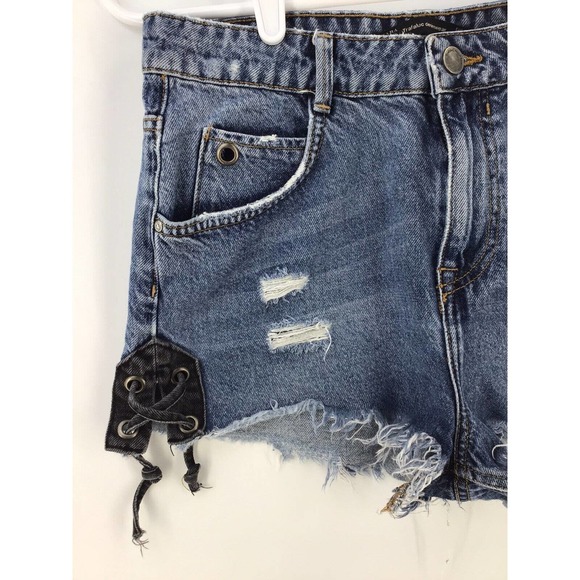 Zara Womens Size 4 Blue Denim Jean Cut Off Shorts Distressed - Picture 15 of 15